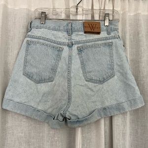 Vintage Westport denim light wash shorts - size 12